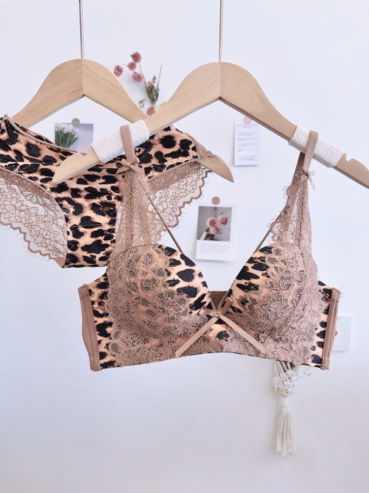KUCLUT Print Push Up Bra Ohne  - Wirefree Bra Comfort review and price